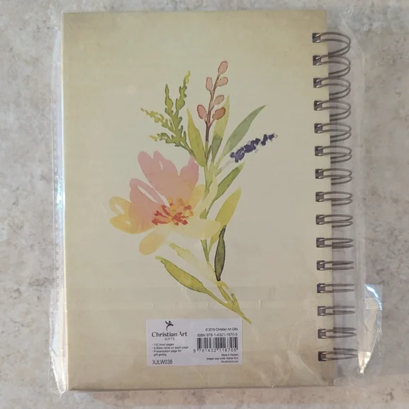 Gorgeous ⛪ BE STILL ⛪ Journal - Picture 4 of 6